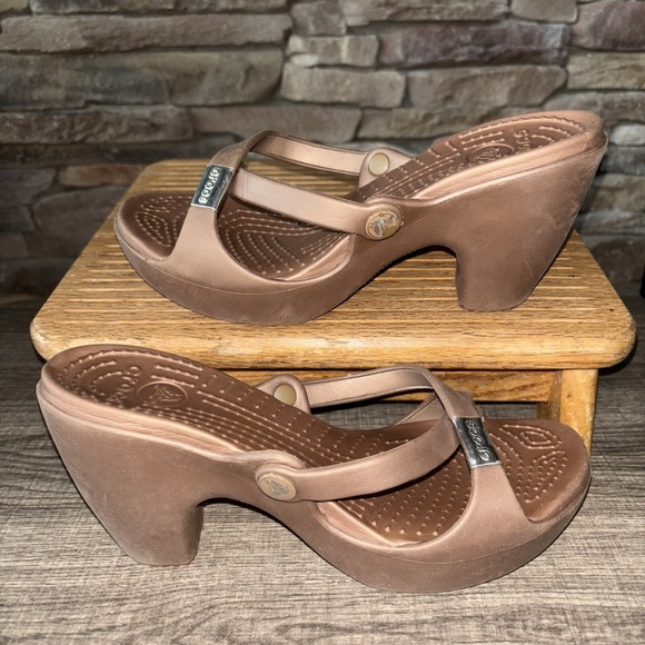 CROCS Neutral Brown Slip On Heeled Sandals Women's Size 9 - Picture 5 of 15